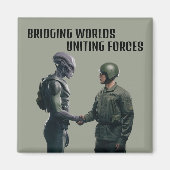 Alien und Soldat Magnet (Vorne)