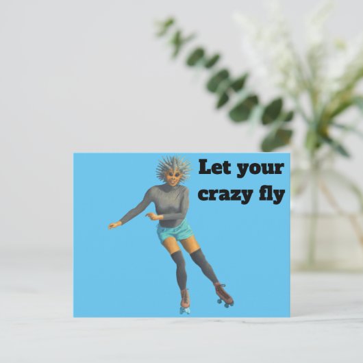 Alien Woman Roller Skaten Fantasy Art Postkarte (Stehend Vorderseite)