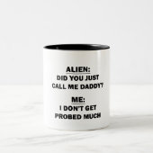Alien Zweifarbige Tasse (Mittel)
