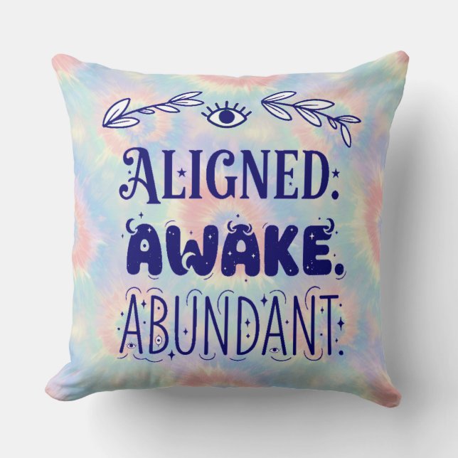 Aligned Awake Abundant kosmischer Throw Kissen (Vorderseite)