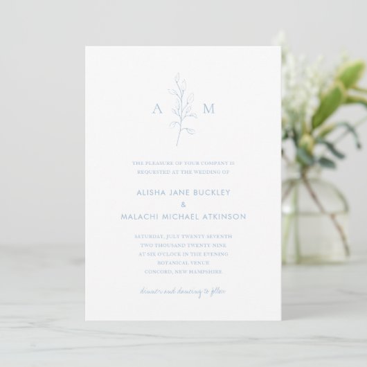 Alisha Dusty Blue Botanical Elegante Wedding Einladung (Stehend Vorderseite)