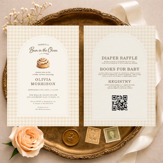 All in One Bun in the Oven Gingham Baby Shower Einladung