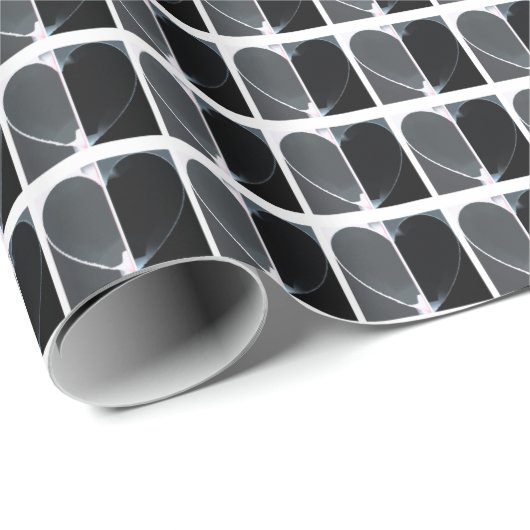 All Occasion Black and White Half Hearts Pattern Geschenkpapier (Rolleneckpunkt)