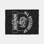 All Stitched Up And Nowhere To Go Funny Leatherwor Fleecedecke (Vorderseite (Horizontal))