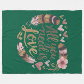 All You Need Is Love – A Gentle Boho Whisper Fleecedecke (Vorderseite (Horizontal))