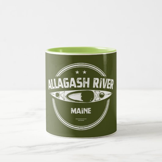 Allagash River Maine Kayak Zweifarbige Tasse (Mittel)