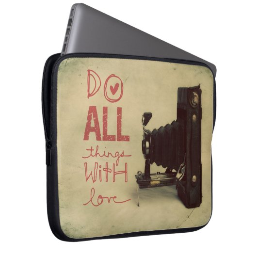 Alle Dinge mit Liebe Laptopschutzhülle (Vorne Rechts)