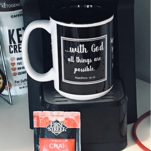 Alle Dinge möglich Schwarz Lila Inspiration Zweifarbige Tasse