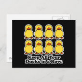 Alle Enten in einer Reihe behalten Postkarte (Vorne/Hinten)