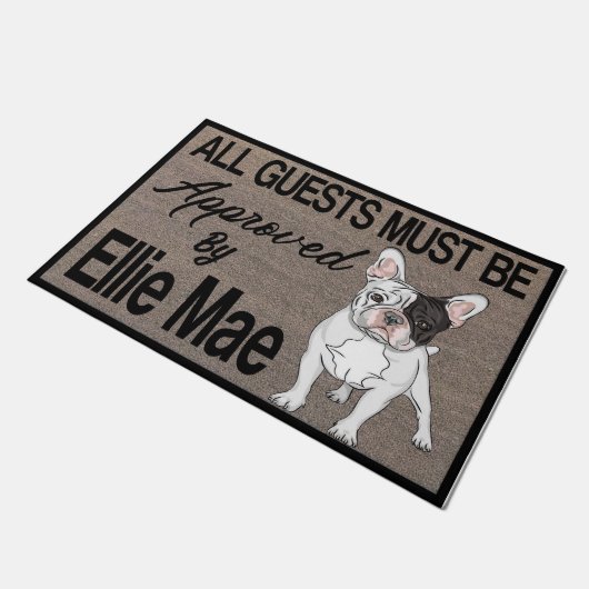 Alle Gäste müssen von Hund Personalisiert Fußmatte (Schrägansicht)