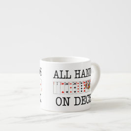 Alle Hände auf Plattform-Spielkarten Espressotasse