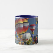 ALLE HÜBSCHEN BALLONE durch SHARON SHARPE Tasse (Zentrum)