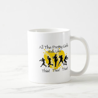 Alle hübschen Mädchen laufen wie Weihnachten, das Kaffeetasse