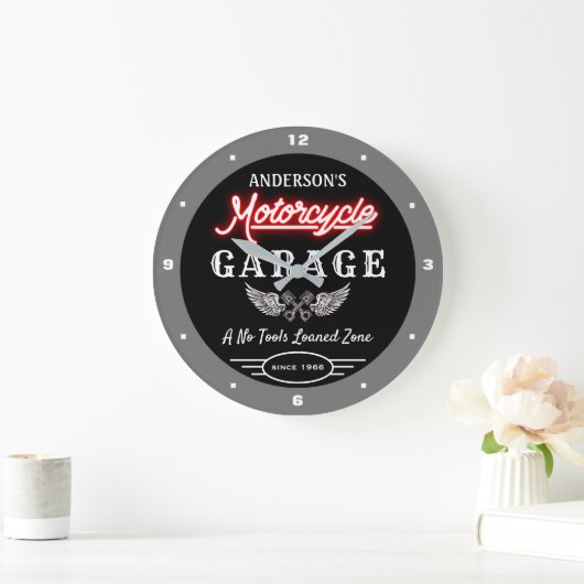 Alle Imitate Neon Garage seit Datum Grau Schwarz Große Wanduhr (Zuhause)