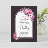 Alle in einem rosa blumengeschmückten Mulberry Einladung (Stehend Vorderseite)