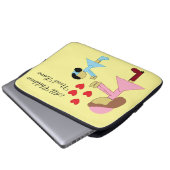 Alle Kinder brauchen Liebe: Hellgelb Laptopschutzhülle (Vorne Knopf)