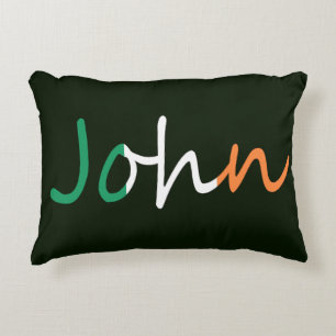 Alle Namen, die auf irischer Flagge überlagert sin Dekokissen