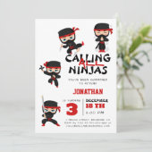 Alle Ninjas Boy zum Geburtstag rufen Einladung (Stehend Vorderseite)