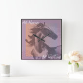 "Alle Pferde die ganze Zeit" Uhr Wasserfarbenwall (Zuhause)