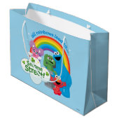 Alle Regenbogen führen zur Sesamstraße Große Geschenktüte (Rückseite Schrägansicht)