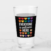 Alle sind hier willkommen. glas (Vorderseite)