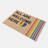 Alle sind hier willkommen, vor der Tür. Fußmatte (Schrägansicht)