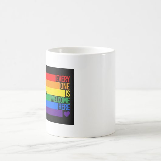 Alle sind willkommen hier (Progress-Pride-Flag) Kaffeetasse (Mittel)