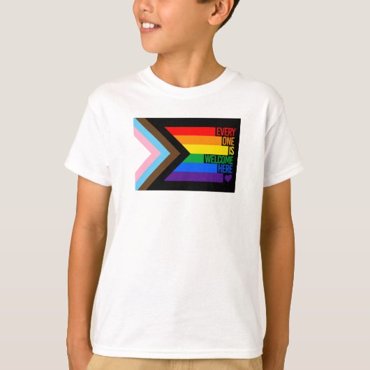 Alle sind willkommen hier (Progress-Pride-Flag) T-Shirt (Vorderseite)