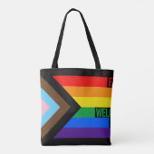 Alle sind willkommen hier (Progress-Pride-Flag) Tasche (Rückseite)