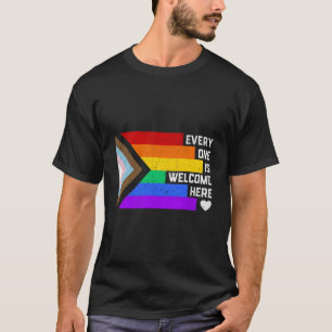 Alle sind willkommen hier Trans Gay Lgbtq Rainbow  T-Shirt