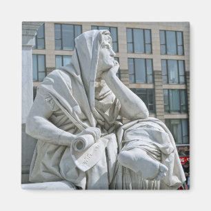 Allegorie der Philosophie des Schiller-Denkmals in Magnet