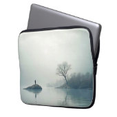 Allein im Nebeldesign Laptopschutzhülle (Vorderseite Links)