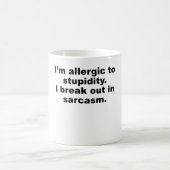 Allergisch zur Dummheit Kaffeetasse (Mittel)