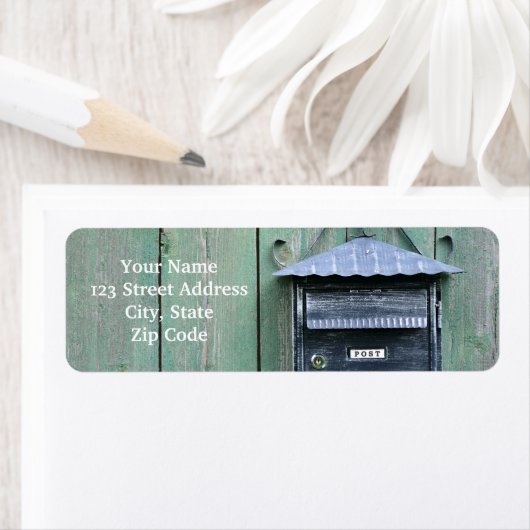 Alles Gute beim Postüberqueren! Postfach. (Insitu)