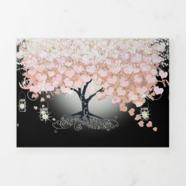 Alles in einem eleganten, rosa Herzstück, das eine Dreifach Gefaltete Einladung