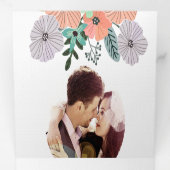 Alles in einem Korallenlavender und grüne Blumenho Dreifach Gefaltete Einladung (Innen Erste Seite)