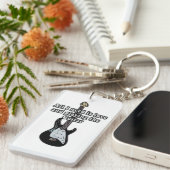 Alles was ich brauche ist Liebe und Gitarre spiele Schlüsselanhänger (Vorderseite rechts)