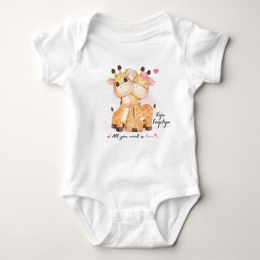 Alles was Sie brauchen ist Liebe Baby Giraffe Baby Strampler (Vorderseite)