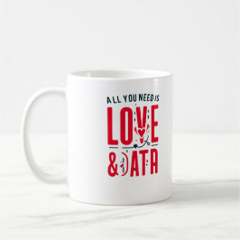 Alles was Sie brauchen ist Liebe & Daten - Funny T Kaffeetasse