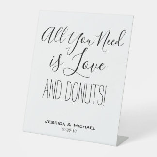 Alles was Sie brauchen ist Liebe lustige Hochzeits Sockelschild