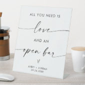 Alles, was Sie brauchen, ist Liebe und eine offene Sockelschild (In Situ)