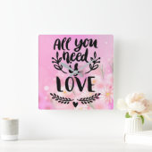 Alles, was Sie brauchen, ist Liebe Zitat mit Daisi Quadratische Wanduhr (Zuhause)