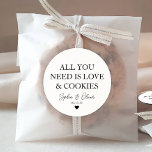 ALLES, WAS SIE BRAUCHEN, SIND LIEBE COOKIES Herzst Runder Aufkleber<br><div class="desc">Ein klassischer Black Danke You Wedding Sticker mit "Alles was Sie brauchen ist Liebe und Cookies" in einem klassisch modernen und eleganten Schriftart. Sie können es einfach mit Ihren Namen und Hochzeitsdatum personalisiert.</div>