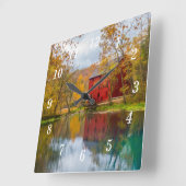 Alley Mill and Spring Wall Clock Quadratische Wanduhr (Winkel)