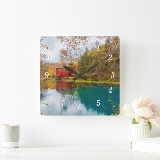 Alley Roller Mill and Spring Wall Clock Quadratische Wanduhr (Zuhause)