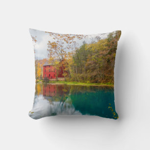 Alley Roller Mill und Quelle Kissen