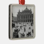 Allgemeine Ansicht des Paris-Opernhauses Silbernes Ornament (Rechts)