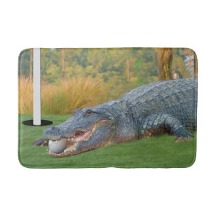 Alligator, gefährliche Lüge auf Golfplatz Badematte