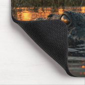 Alligator im Everglades-Waldbrand Mousepad (Ecke)