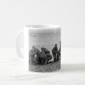 Alliierte Streitkräfte, die auf dem Kaffeetasse (Vorderseite Links)